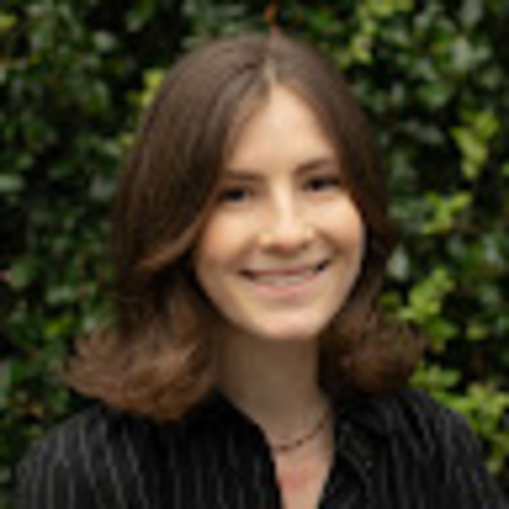 Meet your Posher, Bella